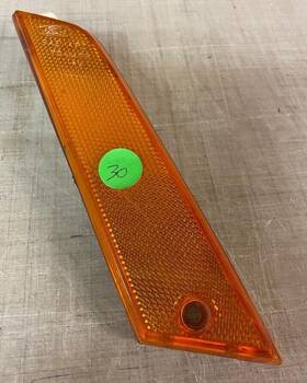 D9zb-15a428-ac Ford 1979-1986 Mustang Rh Marker Light P/n Genuine Oem Part
