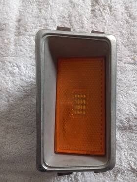 Dodb-15a441-c Ford 1970 Rear Side Marker Dodb 15a441-c Dodb-15a441-c Ford 1970 Rear Side Marker Dodb 15a441-c