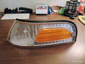 F8ab-15a425-a Ford 1998-2011 Crown Victoria Lh Left Side Driver Turn Signal Marker Light Lens