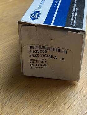 Ford Jr3b-17a848-a Mustang Rh Rear Bumper Reflector Side Marker Oem Jr3b17a848a 18-23