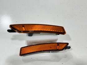 Pr3b-15a424-ab Ford 2024 2025 Mustang Base Front Bumper Side Marker Lights L&r