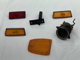 15225 General Motors 1970-73 Chevrolet Corvette Side Markers Dash Vent Housing Parking Lens Bracket 15225 General Motors 1970-73 Chevrolet Corvette Side Markers Dash Vent Housing Parking Lens Bracket