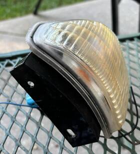 16515713 General Motors 1992-1993 Oldsmobile Cutlass Ciera Turn Signal Corner Light Driver Left