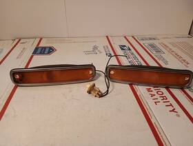 1226-0215b Gm 73-80 Gmc Chevrolet Pickup Truck Side Marker Lights Oem 1973 1980 C10 Used Pair