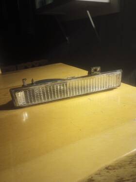 16500946-2-d Gm 16500946 Rh Cornering Parking Turn Signal Lens Light Housing