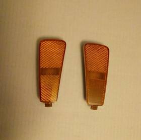 Gm 18602300 2006-2011 Hhr Chevrolet Side Markers Front Bumper Reflectors Lights Oem