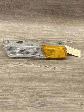 917886 Gm 84/87 Corvette Front Bumper Side Marker Light Nos New Old Stock Right