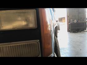439305 Gmc Used Side Marker Light Assembly Fits 1990 1500 Pickup Grill