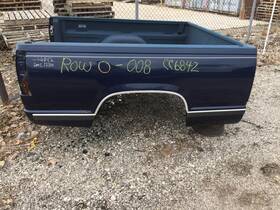 77673 Gmc Used Side Marker Light Assembly Fits 1998 1500 Pickup Grill