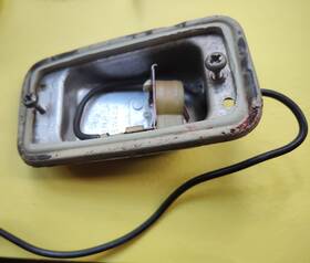 1220073 Hella Opel Manta 1900 Ascona 1971-75 Right Front Side Marker Bulb Housing