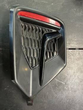 Honda 168.ho1d18 2018 Civic Rear Side Marker And Grille 579454