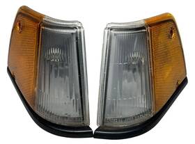 212-22153 Honda 1985-87 Civic Wagon Front Side Corner Market Signal Lights