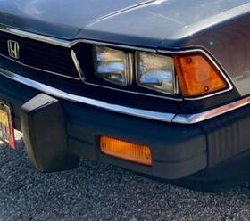 1255900 Honda Accord 1982 1983 Left Turn Signal Light Bumper Mounted 1255900 Honda Accord 1982 1983 Left Turn Signal Light Bumper Mounted