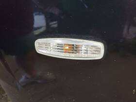 116-50392 Infiniti Corner/park Light Side Marker Fender Mounted Fits 08-10 M35 871038