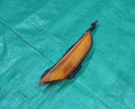 Al520 Infiniti 26185 03-07 G35 Sedan Front Right Passenger Side Bumper Marker Reflector