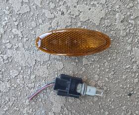 Jaguar 23717b 2000 - 2004 S-type Oem Fender Side Repeater Marker Light