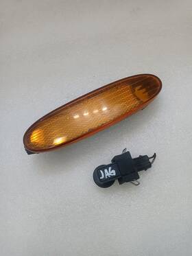 5031ab Jaguar 98-03 X308 Xj8 Xjr Vdp Front Right Lh Bumper Turn Marker Signal Light