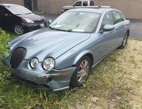 586522 Jaguar Used Side Marker Light Assembly Fits 2003 S Type Bumper Moun