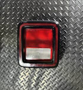 55077981a Jeep Wrangler Tail Light Oem 2018-24 Left Driver Side Stop Turn Taillamp Mopar