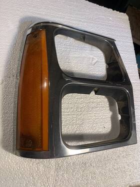56001-528-rh Jeep Wagoneer Limited Xj Inch R Front Side Marker With Duel Chrome Bezel 1984/1990 56001-528-rh Jeep Wagoneer Limited Xj Inch R Front Side Marker With Duel Chrome Bezel 1984/1990