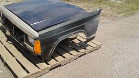 91473 Jeep Used Side Marker Light Assembly Fits 1986 Cherokee Beside Head