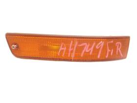 Lexus 116-60439 1990-1994 Ls400 Front Right Side Marker Turn Signal Light Oem