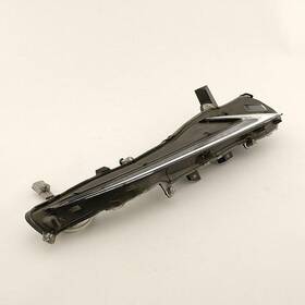 116-60886r Lexus Light For Is300 Oem Assy Right Pitted