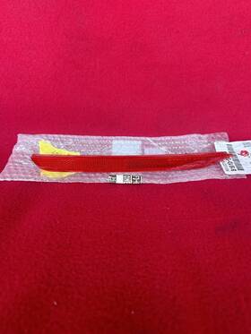 8191050030 Lexus Oem 2018 - 2023 Ls500 Right Reflector Panel Passenger Marker