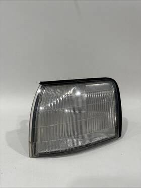 Lexus 92 93 94 Ls400 92-94 - Front Left Driver Fender Marker Turn Signal Lamp Light Oem