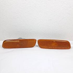 Ap296 Lexus 2001-2002 Is300 Pair Front Corner Makers Signal Lights Set Left Right Oem