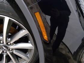 7875041 Lincoln Used Side Marker Light Assembly Fits 2020 Corsair Cove