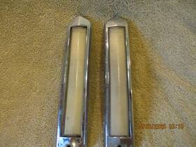 D9ab-15a465-ac Lincoln Factory Oem 1975-1979 Town Car Continental Fomoco Pair Opera Light Lens And Bezels