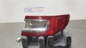 Gd9b13404ar Lincoln 17-19 Continental Oem Quarter Mounted Tail Light Lamp Passenger Right