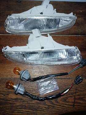 041-0669r Mazda 90-97 Mx-5 Miata Front Bumper Turn Signal Lights Drive/pass Oem With Harness