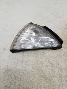 116-58239l Mazda Driver Corner/park Light Park Lamp-turn Signal Fits 90-95 323 198942