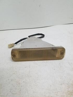 116-58425l Mazda Driver Corner/park Light Park Lamp-turn Signal Fits 90-91 929 6480