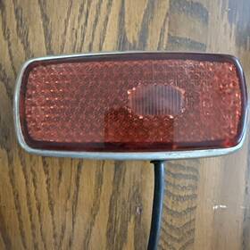 8260 Mercedes Benz 000 41 W108 W109 Red Side Marker Light 302 1003 / Oem