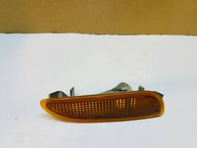 Mercedes-benz 209820022164 06-09 Clk350 Bumper Front Right Marker Oem Mercedes-benz 209820022164 06-09 Clk350 Bumper Front Right Marker Oem