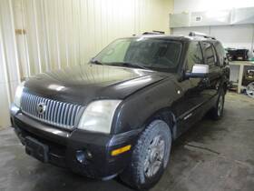 120227 Mercury Used Side Marker Light Assembly Fits 2007 Mountaineer