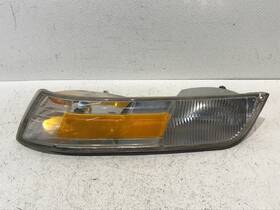 F6mb-15a429-ba Mercury F6mb15a429ba 1995-97 Grand Marquis Left Driver Side Front Marker Light