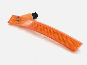 6911724 Mini 2002-2008 Cooper R50 R53 - Front Right Side Marker Orange Light Oem 6911724 Mini 2002-2008 Cooper R50 R53 - Front Right Side Marker Orange Light Oem