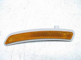 729833807 Mini 15-21 Cooper S F55 F56 F57 Fender Wheel Arch Side Marker Right Oem 729833807 Mini 15-21 Cooper S F55 F56 F57 Fender Wheel Arch Side Marker Right Oem