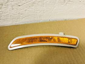 72983387 Mini Oem 2007-2013 Cooper R55 R56 R57 R58 R59 R60 R61 Rh Side Marker Reflector
