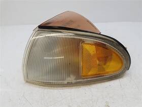116-58454l Mitsubishi Driver Corner/park Light Park Lamp-turn Signal 4 Door Fits 93-96 Colt 209614
