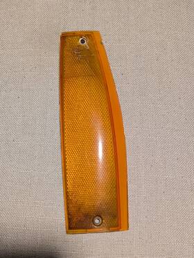 Mopar 56001528 Jeep Wagoneer Xj Passenger Right Side Marker #56001528