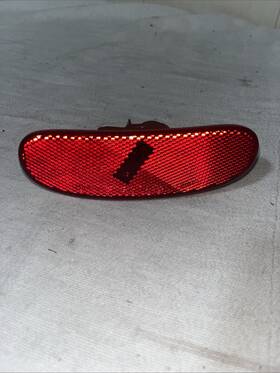 26195-1fc0a Nissan 2009-2014 Cube Rear Left Driver Side Red Marker Light Lamp