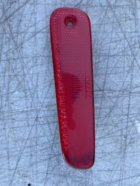 30p00 Nissan B6195 1990 300zx 2 Rear Bumper Cover Marker Light Lamp Left Side Oem 30p00 Nissan B6195 1990 300zx 2 Rear Bumper Cover Marker Light Lamp Left Side Oem