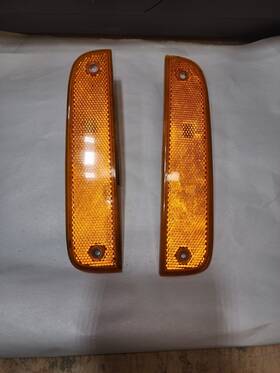 18-5209-01 Oem Side Marker Light-regular Tyc Fits 97-01 Jeep Cherokee