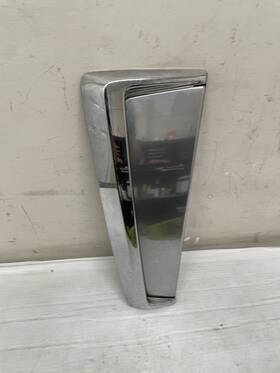 Oem 22966584 2013 2014 2015 2016 Cadillac Srx Fender Trim Lamp Rh