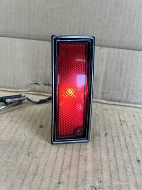5934520 Oem 1980-1990 Box Chevy Caprice Right Passenger Side Marker Light Rear Red